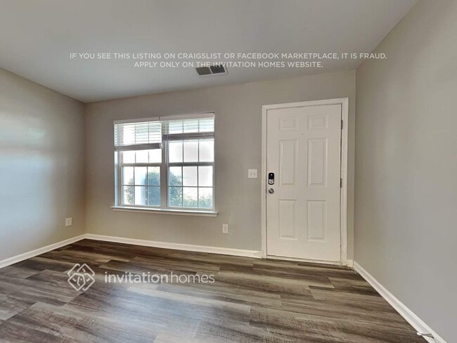 Photo - 315 Hunslet Cir