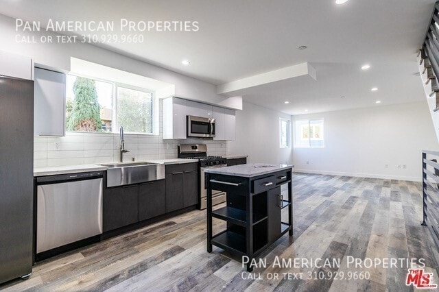 Building Photo - 1309 N Orange Dr Rental