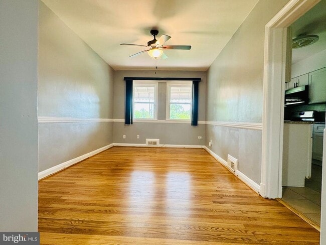 Photo - 1143 Elbank Ave