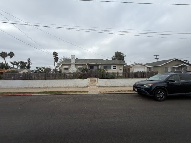 3446 Nile St