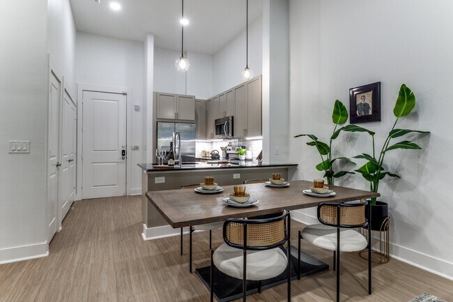 4110 Fairmount