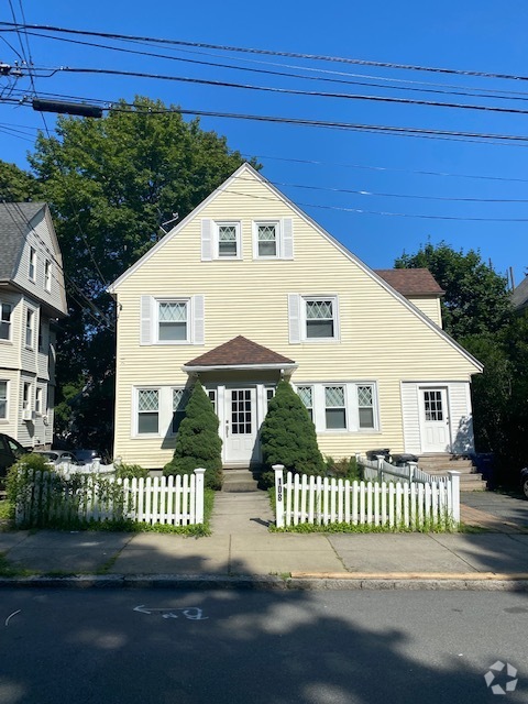 Building Photo - 108 Brooks St Rental