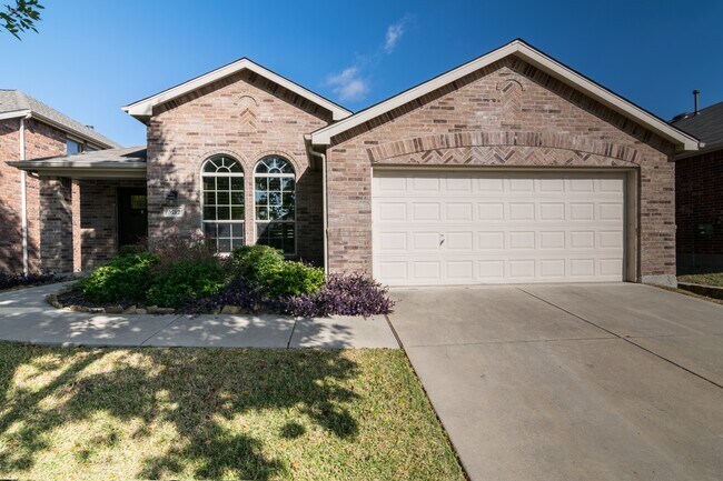 Building Photo - 5212 Blackwood Dr