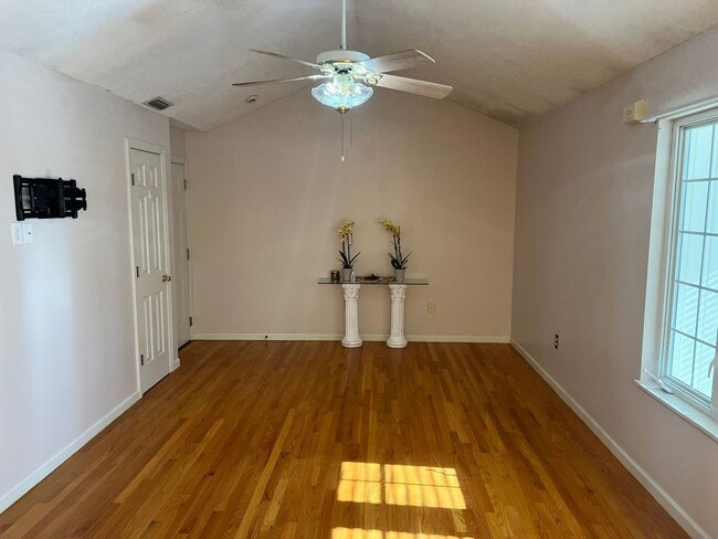 Photo - Beautiful Two Bedroom, Two Bath Condo in Ludlow. Available Now!
