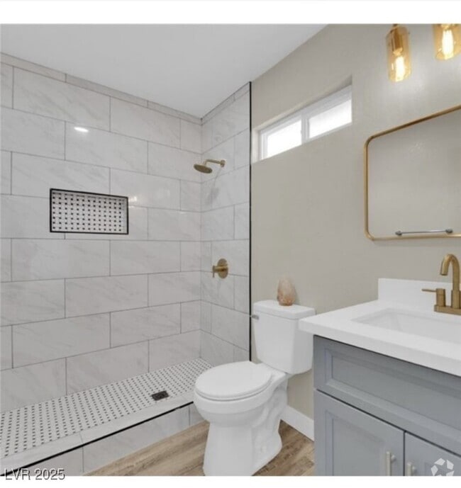 Building Photo - 525 Wyatt Ave Rental