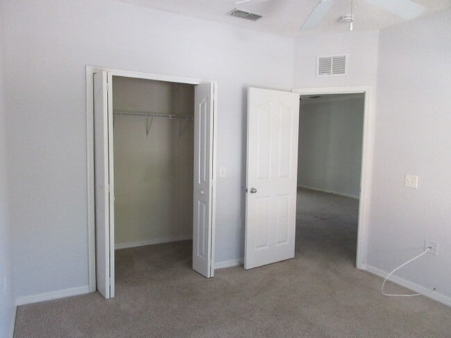 Photo - Available Now! Metrowest townhouse - Thre...