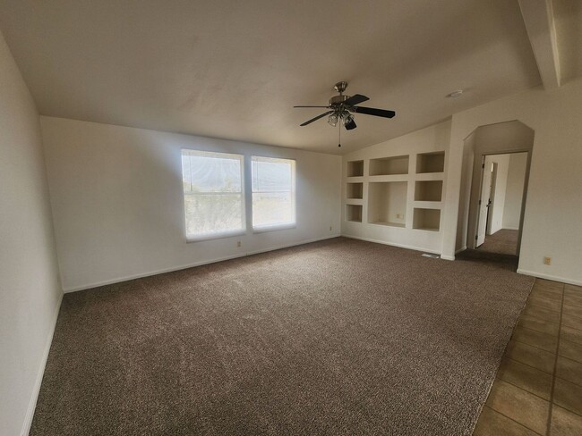 74892 Sunset Dr