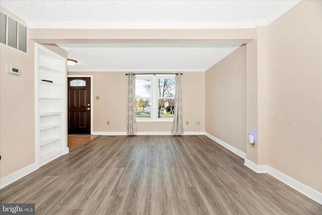 Photo - 7167 Glenmeadow Ct