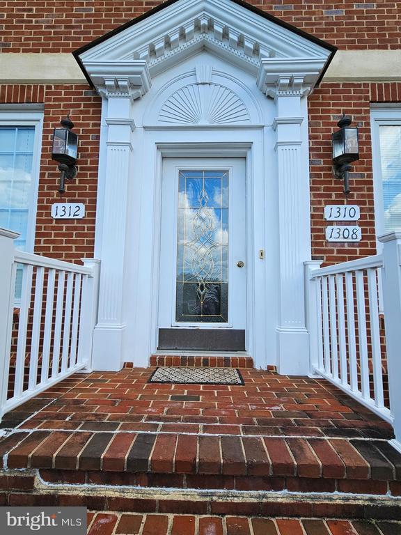 Building Photo - 1310 Ramseur Ln Rental
