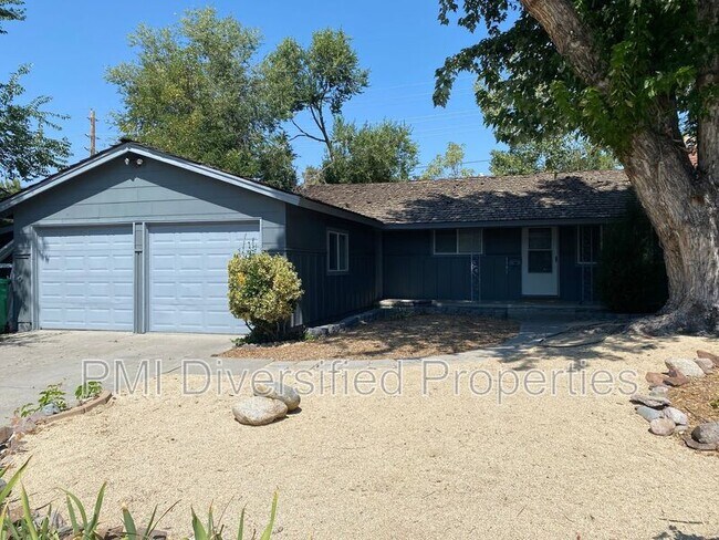 Photo - 1795 Hawthorne Rd House
