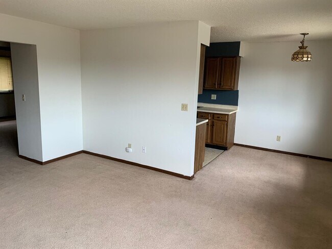 Photo - 922 Boston Way Unit B7