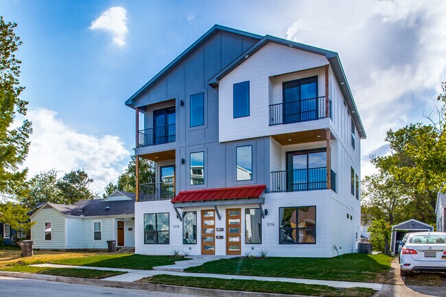 Photo - 3216 Forest Park Blvd