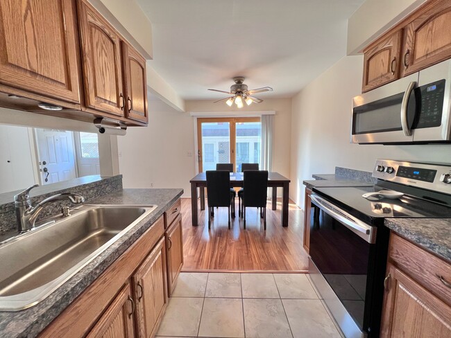 Photo - 2736 Glenbridge Ct