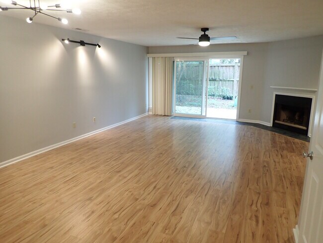 Photo - 6328 Wrightsville Ave