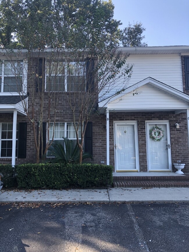 Building Photo - 2039 Rondo St Unit B