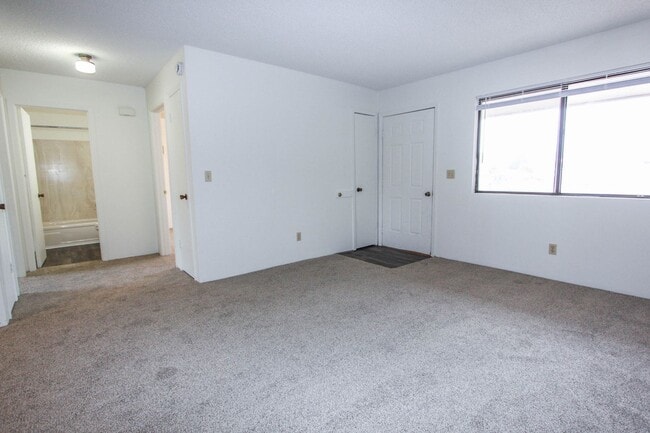 8461 E Greg Ct Unidad C