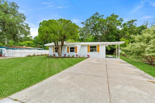 Photo - 3445 Eve Dr E