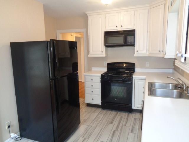 Photo - 2634 Tangley St