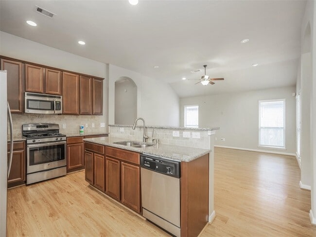 Photo - 18906 Majestic Vista Ln