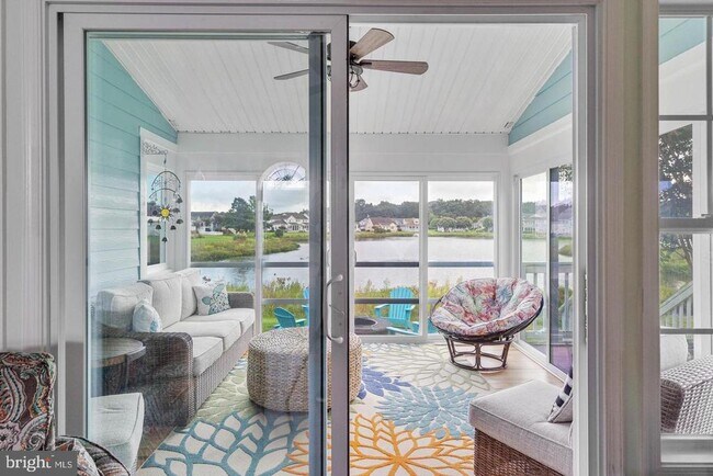 Photo - 298 Lakeside Dr