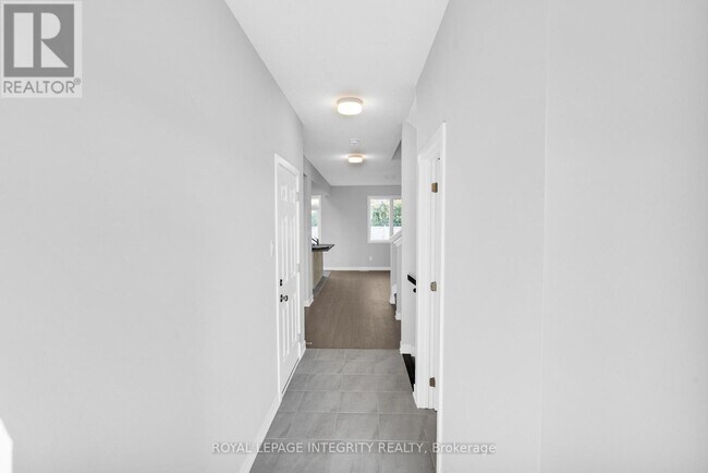 Photo - 116 Robert Perry St