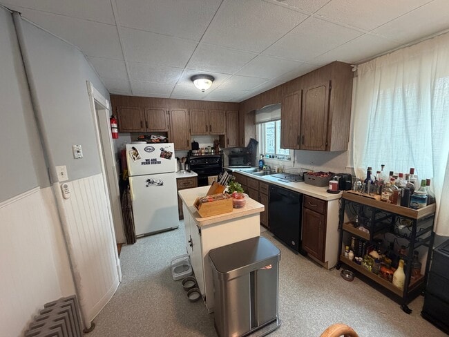 Photo - 429 Main St Unit 1