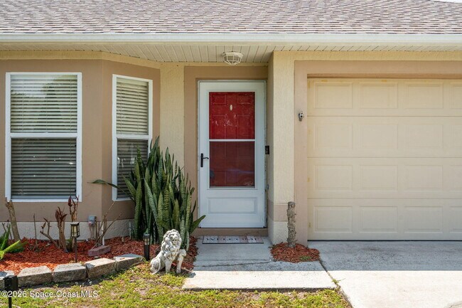 Photo - 249 East Dr