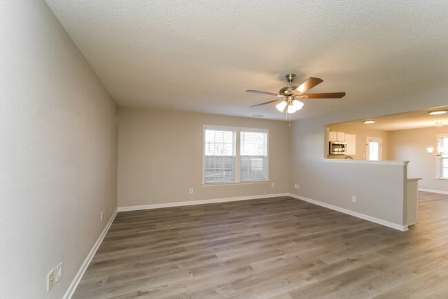 Photo - 5724 Hammermill Dr