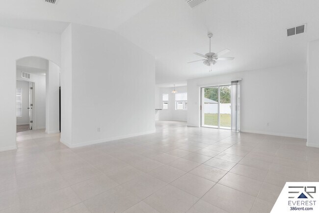 Photo - 4 Butternut Dr