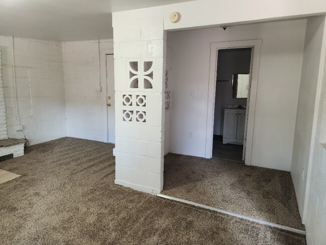 Photo - 401 S 12th St Unit 15