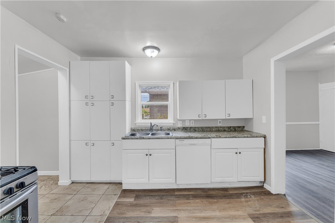 Photo - 14131 Berwyn Ave