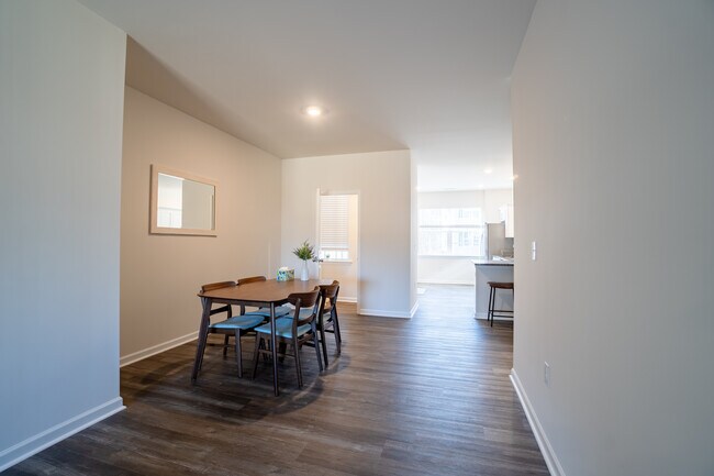 Photo - 5011 Jayden Dr