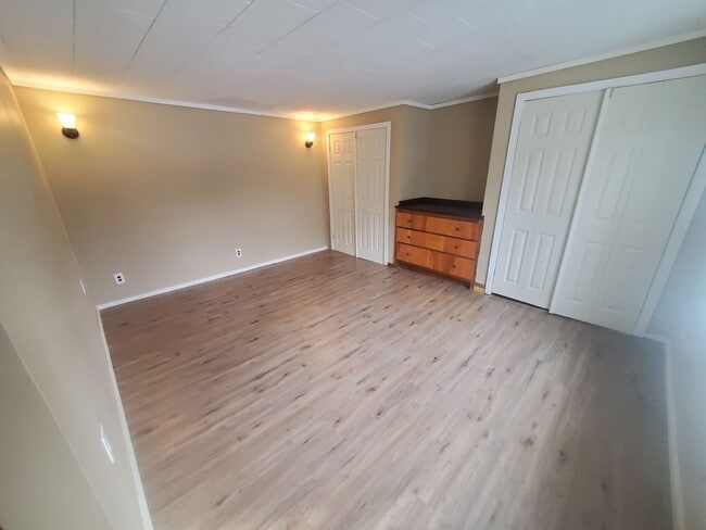 Photo - 141 College Ave Unit Apt 2