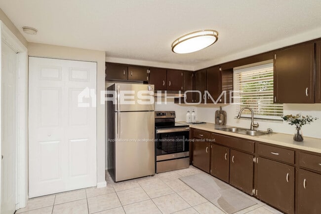 Photo - 6349 Ridge Crest Dr