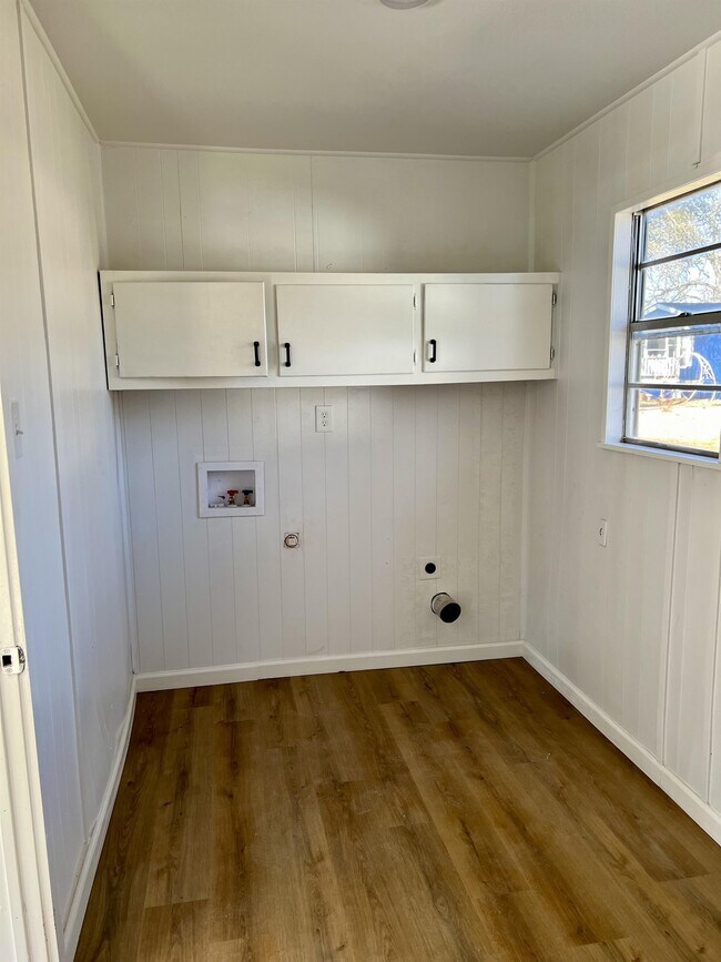 Photo - 125 Murdock Ave