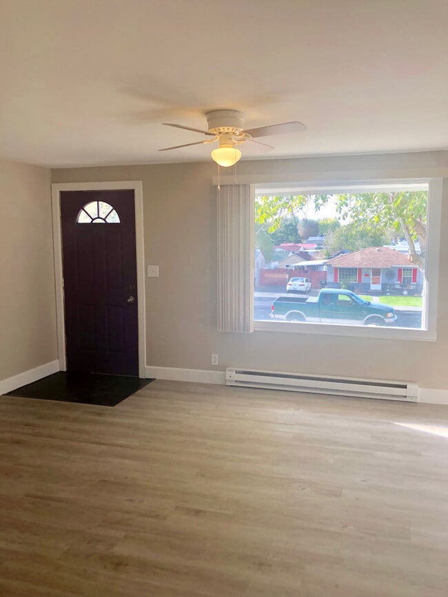 409  W. Ridge