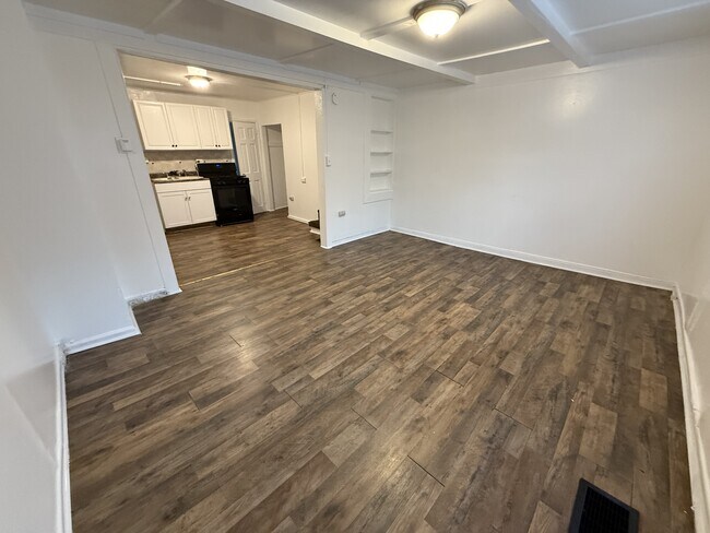 Photo - 457 Manor St