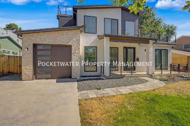 Photo - 3595 Darley Ave
