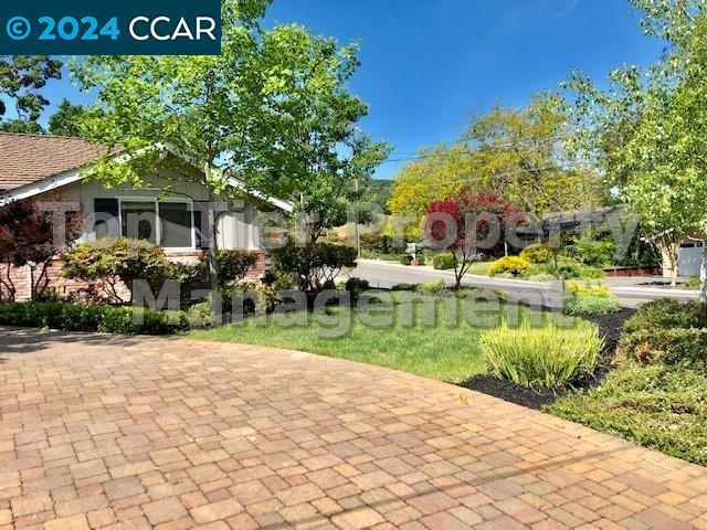 Photo - 1015 Westridge Ave