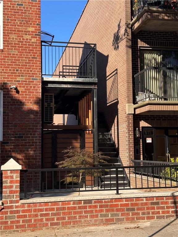 Photo - 609 Ovington Ave