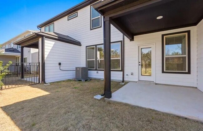 Photo - 2725 Woodall Dr Unit 1103