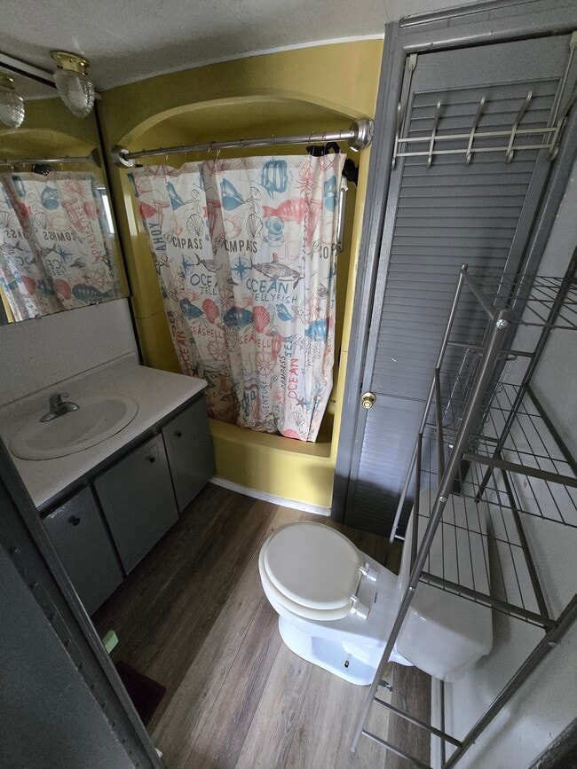 Photo - 335 1st Ave N