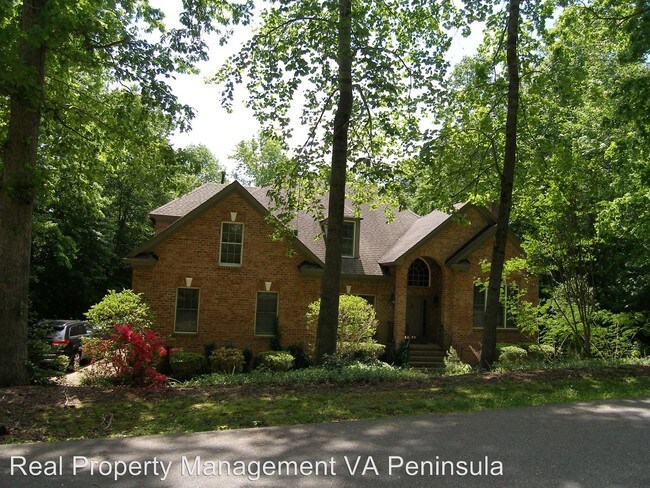 5 br, 2.5 bath House - 122 Swinley Forest - 5 br, 2.5 bath House - 122 Swinley Forest
