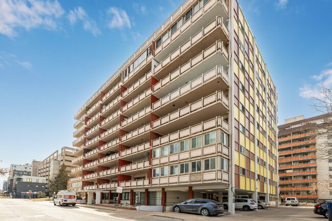 Building Photo - Wonderful One bed / One bath for rent in a... Unit 208 Rental