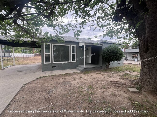 370 W 44th St