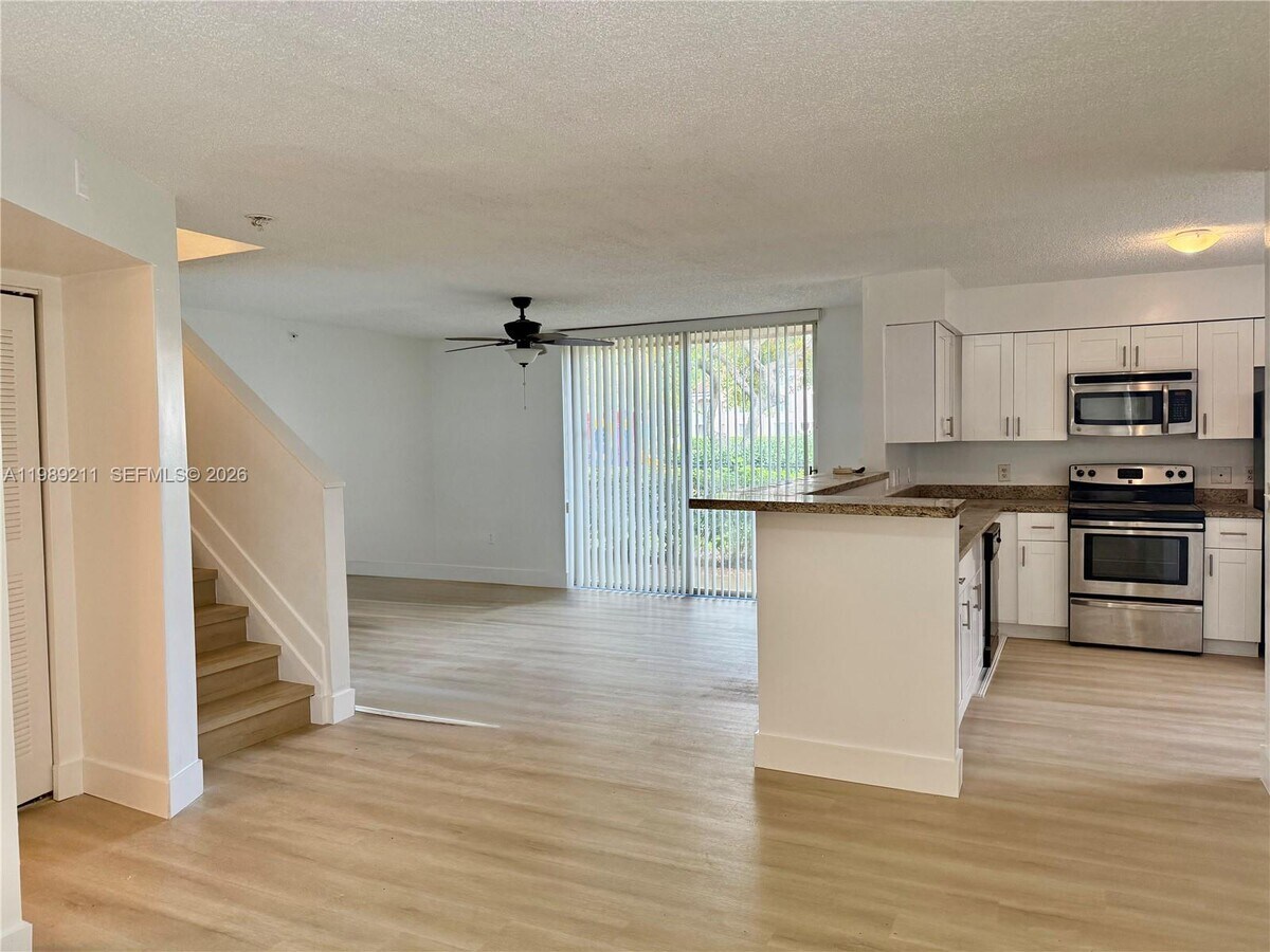 Photo - 12142 St.Andrews Pl