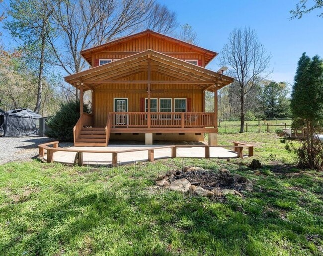 Building Photo - 35 Hedgecock Farm