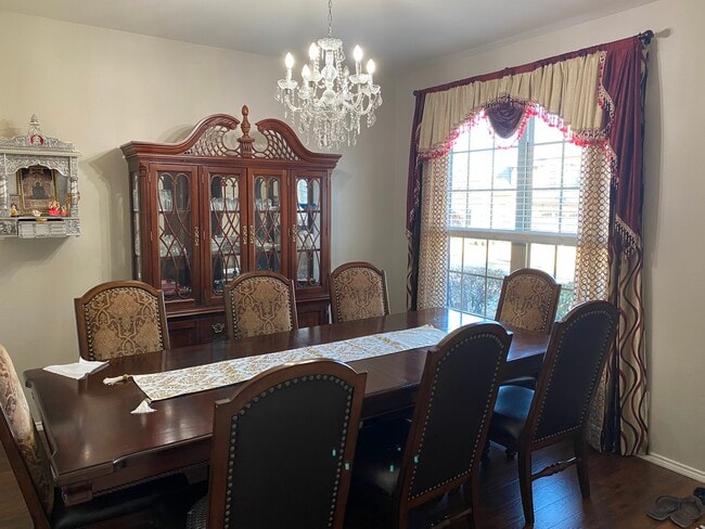 Photo - 3905 Jeanette Ln