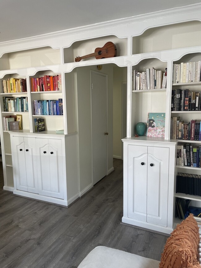 Photo - 7036 Strathmore St Unit 111