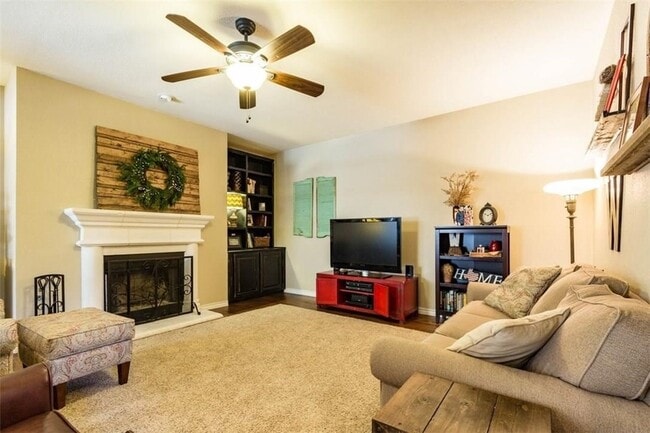 Photo - 4633 Chandler Dr